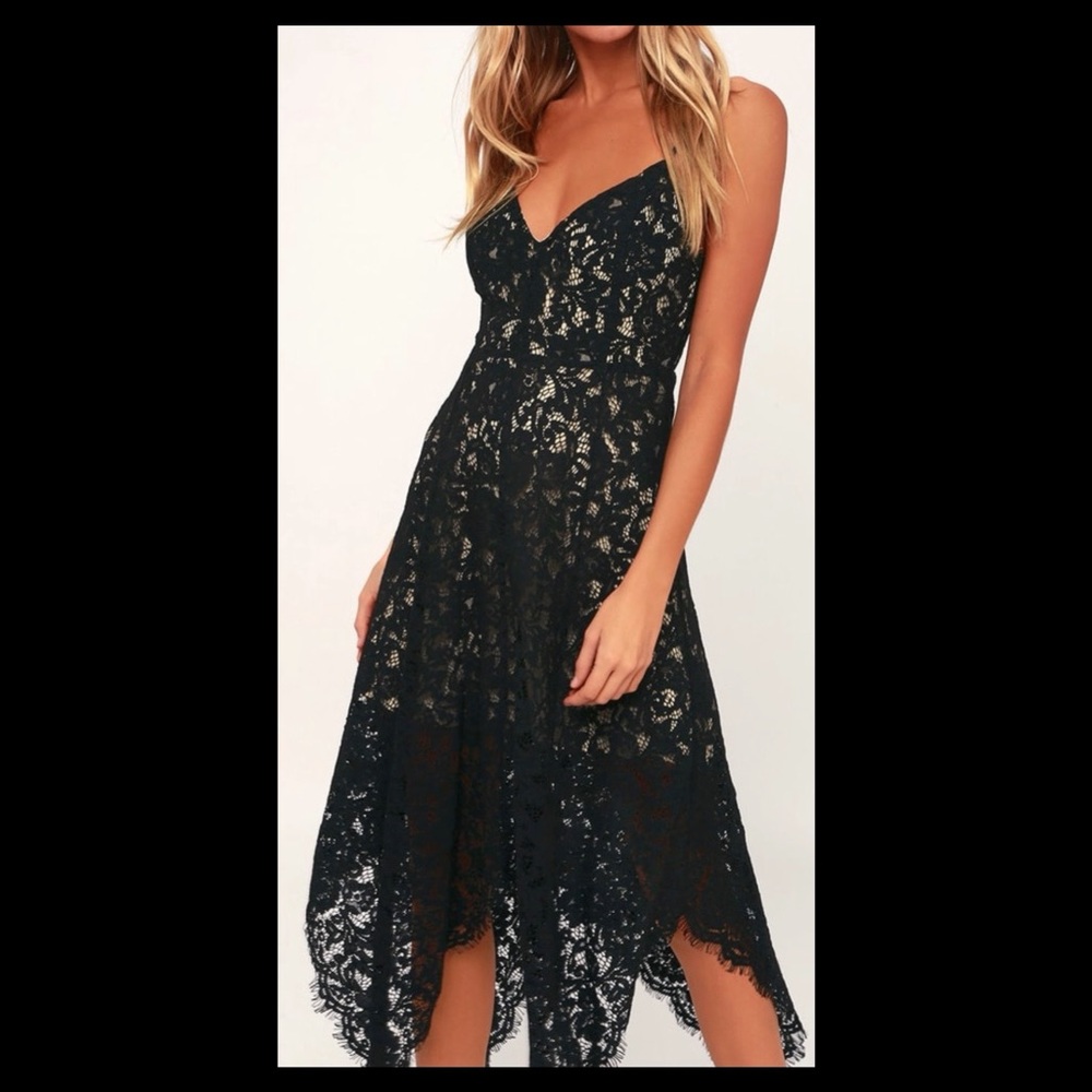 Lulu’s Black Lace Midi Dress